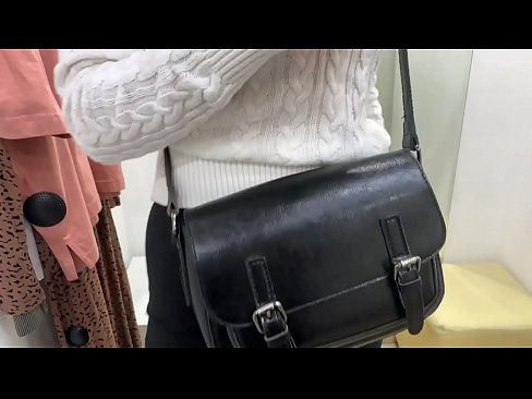 ❤️ 年轻婊子FeralBerry在试衣间用假阳具公开自慰 ️❌ at zh-cn.tuberxxx.ru❌️❤